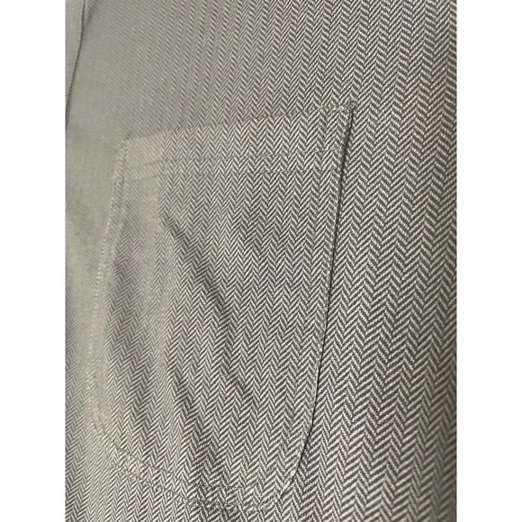 Kuhl Born in the Wild Casual Short Sleeve Shirt - Picture 2 of 4